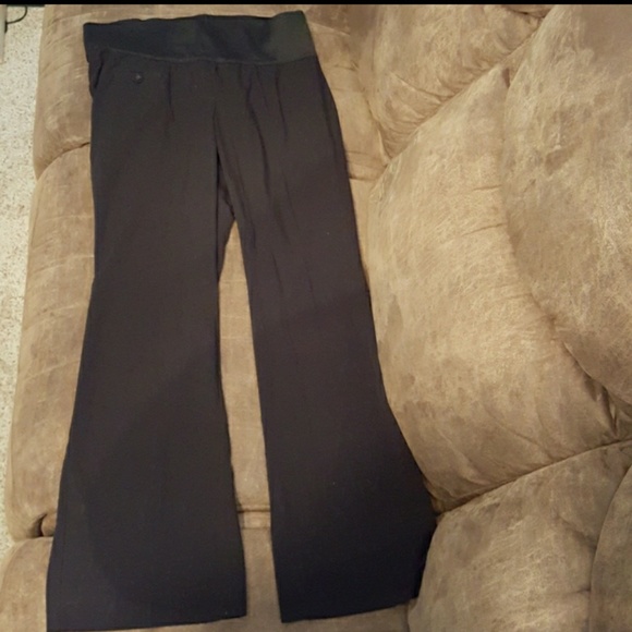 Never Worn Liz Lange Maternity Trousers - Picture 3 of 4